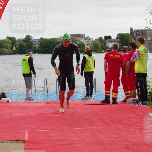 16.06.2024 - 7 Türme Triathlon KatJ http://msf.ph/oto/6325040 16.06.2024 09:33:30 Schwimmen 85, 124 meine-sportfotos.de