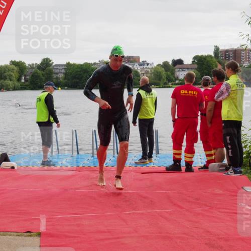 16.06.2024 - 7 Türme Triathlon KatJ http://msf.ph/oto/6325043 16.06.2024 09:33:30 Schwimmen 85, 124 meine-sportfotos.de