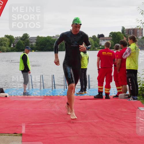 16.06.2024 - 7 Türme Triathlon KatJ http://msf.ph/oto/6325053 16.06.2024 09:33:30 Schwimmen 85, 124 meine-sportfotos.de