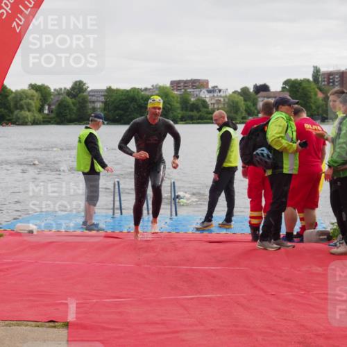 16.06.2024 - 7 Türme Triathlon KatJ http://msf.ph/oto/6325123 16.06.2024 09:34:02 Schwimmen 4, 124 meine-sportfotos.de