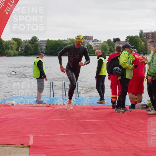 16.06.2024 - 7 Türme Triathlon KatJ http://msf.ph/oto/6325135 16.06.2024 09:34:02 Schwimmen 4, 124 meine-sportfotos.de