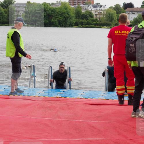 16.06.2024 - 7 Türme Triathlon KatJ http://msf.ph/oto/6325156 16.06.2024 09:34:16 Schwimmen 4, 82, 87, 141 meine-sportfotos.de