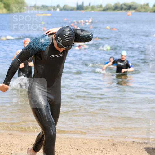 16.06.2024 - 26. Vierlanden-Triathlon Strokosch-Dieckow http://msf.ph/oto/6325157 16.06.2024 10:57:50 Schwimmen 244, 269, 275, 306, 244, 269, 275, 306 meine-sportfotos.de