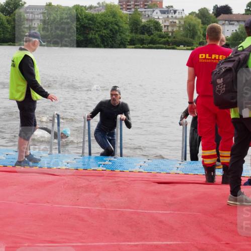 16.06.2024 - 7 Türme Triathlon KatJ http://msf.ph/oto/6325169 16.06.2024 09:34:16 Schwimmen 4, 82, 87, 141 meine-sportfotos.de