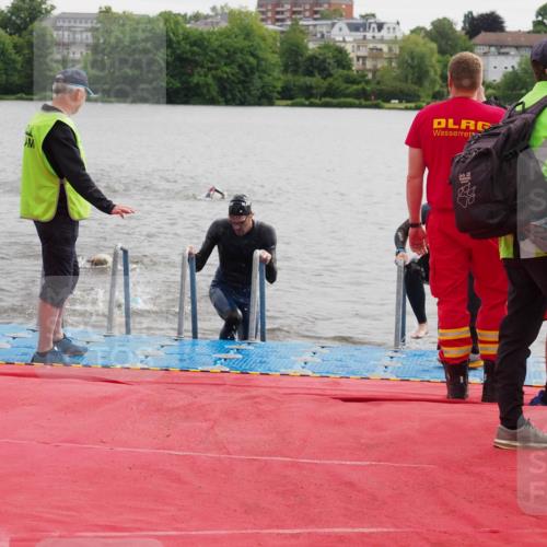 16.06.2024 - 7 Türme Triathlon KatJ http://msf.ph/oto/6325178 16.06.2024 09:34:17 Schwimmen 4, 82, 87, 141 meine-sportfotos.de