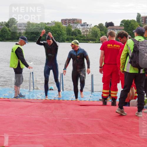 16.06.2024 - 7 Türme Triathlon KatJ http://msf.ph/oto/6325206 16.06.2024 09:34:20 Schwimmen 4, 81, 82, 87, 141 meine-sportfotos.de