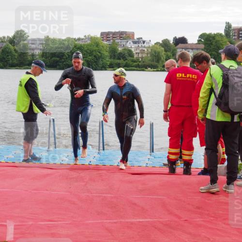 16.06.2024 - 7 Türme Triathlon KatJ http://msf.ph/oto/6325213 16.06.2024 09:34:20 Schwimmen 4, 81, 82, 87, 141 meine-sportfotos.de
