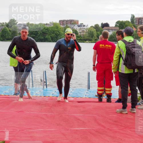 16.06.2024 - 7 Türme Triathlon KatJ http://msf.ph/oto/6325241 16.06.2024 09:34:21 Schwimmen 4, 81, 82, 87, 141 meine-sportfotos.de