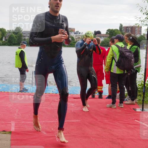16.06.2024 - 7 Türme Triathlon KatJ http://msf.ph/oto/6325248 16.06.2024 09:34:23 Schwimmen 81, 82, 87, 141 meine-sportfotos.de