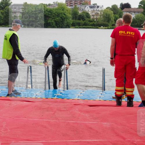 16.06.2024 - 7 Türme Triathlon KatJ http://msf.ph/oto/6325287 16.06.2024 09:34:27 Schwimmen 81, 82, 87, 141 meine-sportfotos.de