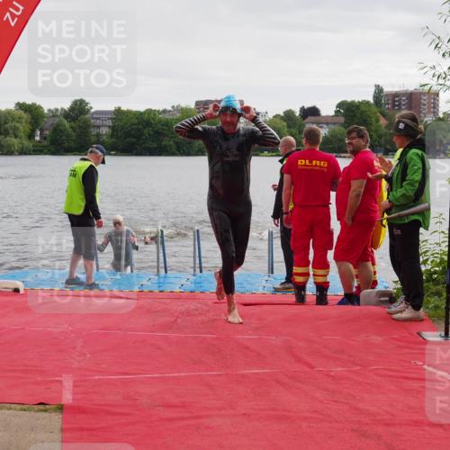 16.06.2024 - 7 Türme Triathlon KatJ http://msf.ph/oto/6325333 16.06.2024 09:34:31 Schwimmen 81, 82, 87, 141 meine-sportfotos.de