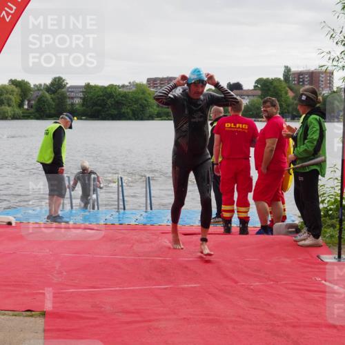 16.06.2024 - 7 Türme Triathlon KatJ http://msf.ph/oto/6325341 16.06.2024 09:34:31 Schwimmen 81, 82, 87, 141 meine-sportfotos.de
