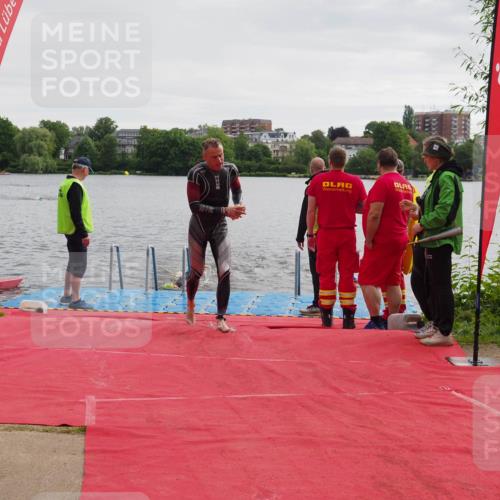 16.06.2024 - 7 Türme Triathlon KatJ http://msf.ph/oto/6325375 16.06.2024 09:34:36 Schwimmen 81, 82, 87, 141 meine-sportfotos.de