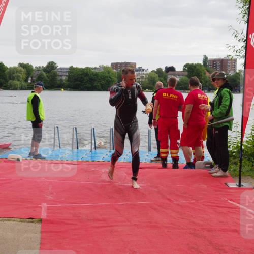 16.06.2024 - 7 Türme Triathlon KatJ http://msf.ph/oto/6325397 16.06.2024 09:34:37 Schwimmen 81, 82, 87, 141 meine-sportfotos.de