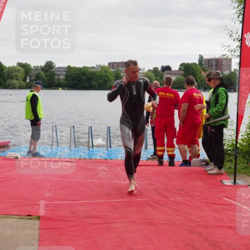16.06.2024 - 7 Türme Triathlon KatJ http://msf.ph/oto/6325403 16.06.2024 09:34:37 Schwimmen 81, 82, 87, 141 meine-sportfotos.de