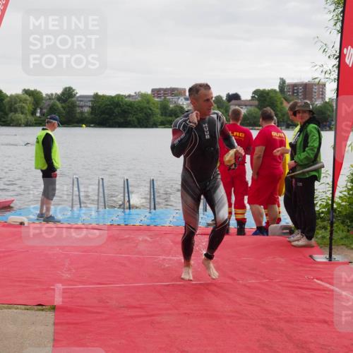 16.06.2024 - 7 Türme Triathlon KatJ http://msf.ph/oto/6325411 16.06.2024 09:34:37 Schwimmen 81, 82, 87, 141 meine-sportfotos.de