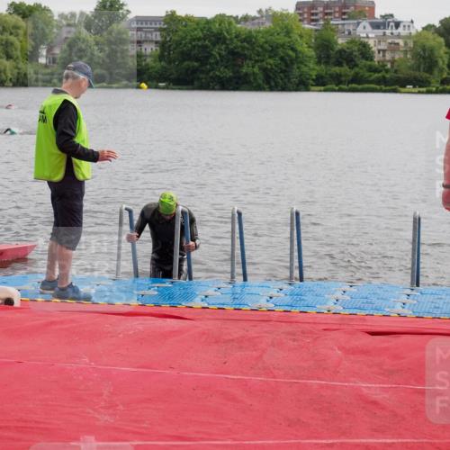 16.06.2024 - 7 Türme Triathlon KatJ http://msf.ph/oto/6325418 16.06.2024 09:34:44 Schwimmen 81, 82, 87, 141 meine-sportfotos.de