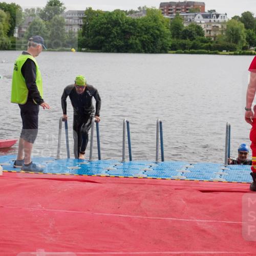 16.06.2024 - 7 Türme Triathlon KatJ http://msf.ph/oto/6325454 16.06.2024 09:34:46 Schwimmen 81, 82, 87, 141 meine-sportfotos.de