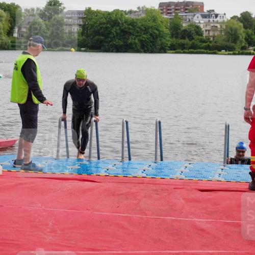 16.06.2024 - 7 Türme Triathlon KatJ http://msf.ph/oto/6325457 16.06.2024 09:34:46 Schwimmen 81, 82, 87, 141 meine-sportfotos.de