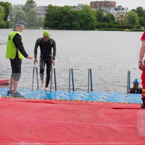 16.06.2024 - 7 Türme Triathlon KatJ http://msf.ph/oto/6325464 16.06.2024 09:34:46 Schwimmen 81, 82, 87, 141 meine-sportfotos.de