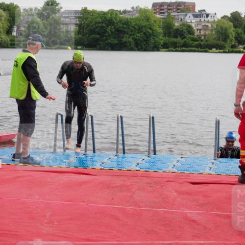 16.06.2024 - 7 Türme Triathlon KatJ http://msf.ph/oto/6325468 16.06.2024 09:34:46 Schwimmen 81, 82, 87, 141 meine-sportfotos.de
