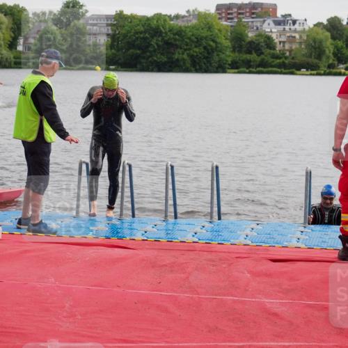16.06.2024 - 7 Türme Triathlon KatJ http://msf.ph/oto/6325472 16.06.2024 09:34:46 Schwimmen 81, 82, 87, 141 meine-sportfotos.de