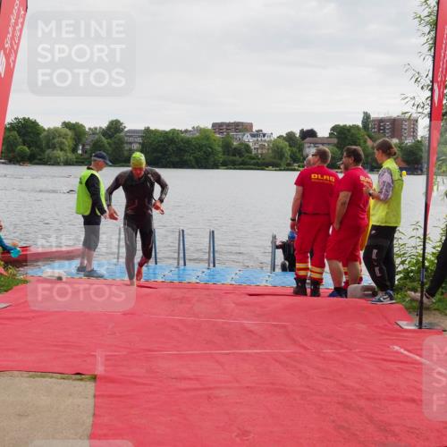 16.06.2024 - 7 Türme Triathlon KatJ http://msf.ph/oto/6325475 16.06.2024 09:34:49 Schwimmen 81, 82, 87, 141 meine-sportfotos.de