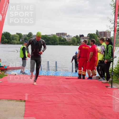 16.06.2024 - 7 Türme Triathlon KatJ http://msf.ph/oto/6325498 16.06.2024 09:34:50 Schwimmen 81, 82, 87, 141 meine-sportfotos.de