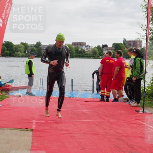 16.06.2024 - 7 Türme Triathlon KatJ http://msf.ph/oto/6325510 16.06.2024 09:34:50 Schwimmen 81, 82, 87, 141 meine-sportfotos.de