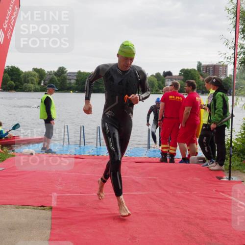 16.06.2024 - 7 Türme Triathlon KatJ http://msf.ph/oto/6325520 16.06.2024 09:34:51 Schwimmen 81, 82, 87, 141 meine-sportfotos.de
