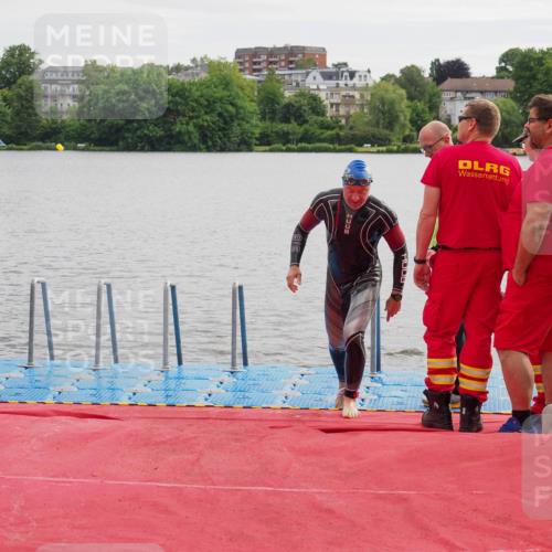 16.06.2024 - 7 Türme Triathlon KatJ http://msf.ph/oto/6325532 16.06.2024 09:34:52 Schwimmen 81, 82, 87, 141 meine-sportfotos.de
