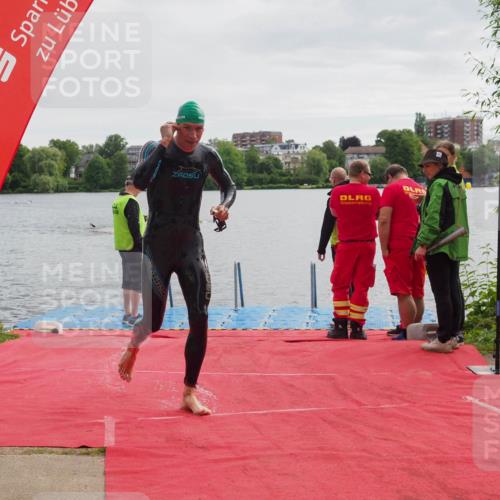 16.06.2024 - 7 Türme Triathlon KatJ http://msf.ph/oto/6325588 16.06.2024 09:35:45 Schwimmen 105, 126 meine-sportfotos.de