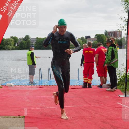 16.06.2024 - 7 Türme Triathlon KatJ http://msf.ph/oto/6325596 16.06.2024 09:35:45 Schwimmen 105, 126 meine-sportfotos.de