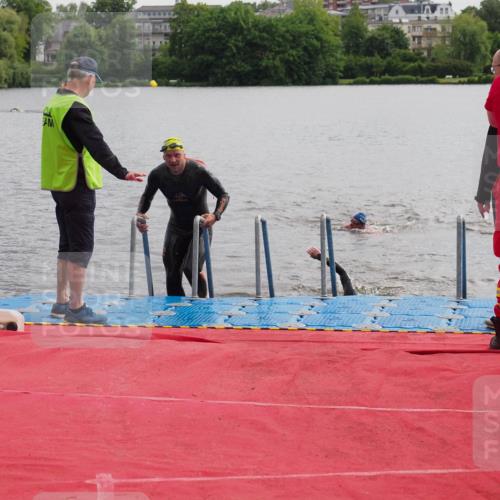 16.06.2024 - 7 Türme Triathlon KatJ http://msf.ph/oto/6325619 16.06.2024 09:36:19 Schwimmen 1, 6, 105, 134 meine-sportfotos.de