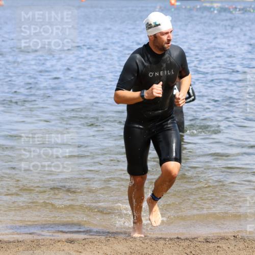16.06.2024 - 26. Vierlanden-Triathlon Strokosch-Dieckow http://msf.ph/oto/6325626 16.06.2024 10:58:08 Schwimmen 253, 254, 298, 302, 316, 349, 253, 254, 298, 302, 316, 349 meine-sportfotos.de