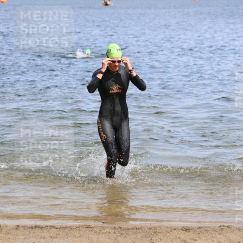 16.06.2024 - 26. Vierlanden-Triathlon Strokosch-Dieckow http://msf.ph/oto/6325657 16.06.2024 10:58:13 Schwimmen 253, 254, 288, 302, 349, 253, 254, 288, 302, 349 meine-sportfotos.de