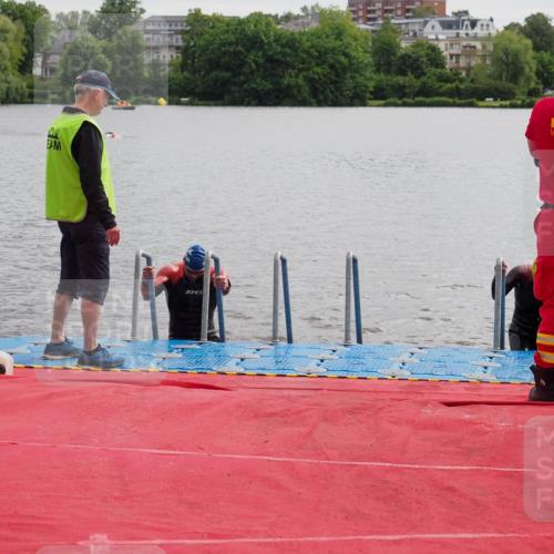 16.06.2024 - 7 Türme Triathlon KatJ http://msf.ph/oto/6325730 16.06.2024 09:36:33 Schwimmen 1, 6, 134 meine-sportfotos.de