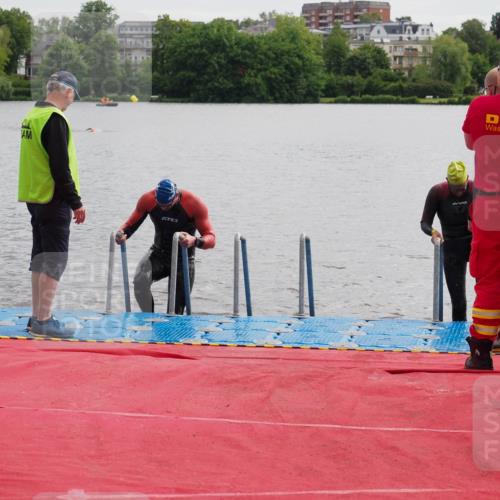 16.06.2024 - 7 Türme Triathlon KatJ http://msf.ph/oto/6325758 16.06.2024 09:36:35 Schwimmen 1, 6, 134 meine-sportfotos.de