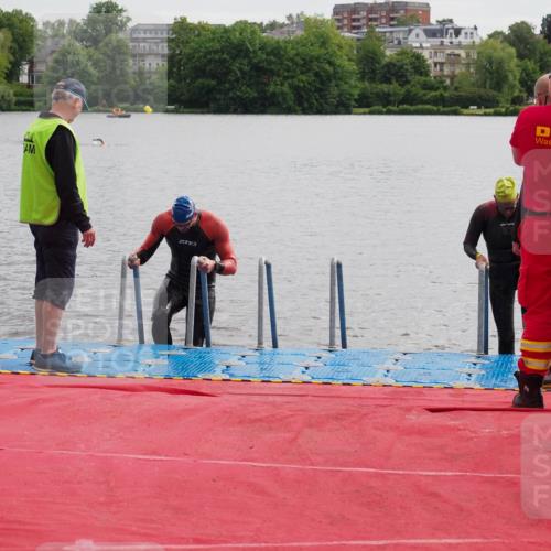16.06.2024 - 7 Türme Triathlon KatJ http://msf.ph/oto/6325762 16.06.2024 09:36:35 Schwimmen 1, 6, 134 meine-sportfotos.de