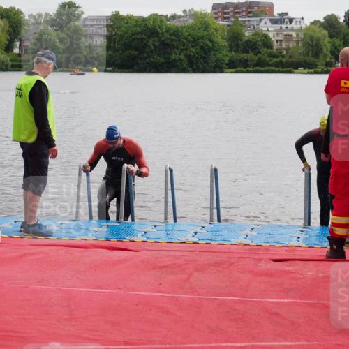 16.06.2024 - 7 Türme Triathlon KatJ http://msf.ph/oto/6325771 16.06.2024 09:36:36 Schwimmen 1, 6, 134 meine-sportfotos.de