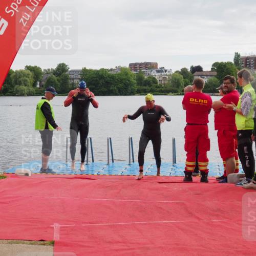 16.06.2024 - 7 Türme Triathlon KatJ http://msf.ph/oto/6325794 16.06.2024 09:36:38 Schwimmen 1, 6 meine-sportfotos.de