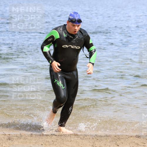 16.06.2024 - 26. Vierlanden-Triathlon Strokosch-Dieckow http://msf.ph/oto/6325807 16.06.2024 10:58:22 Schwimmen 254, 257, 265, 288, 345, 346, 349, 254, 257, 265, 288, 345, 346, 349 meine-sportfotos.de