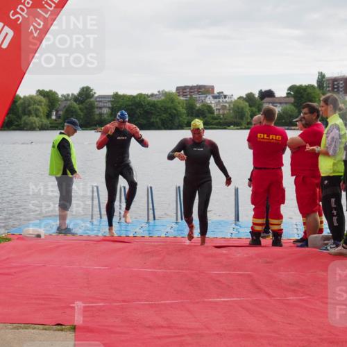 16.06.2024 - 7 Türme Triathlon KatJ http://msf.ph/oto/6325811 16.06.2024 09:36:39 Schwimmen 1, 6 meine-sportfotos.de