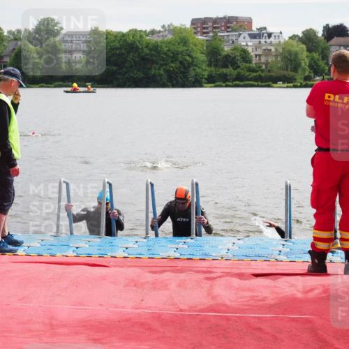 16.06.2024 - 7 Türme Triathlon KatJ http://msf.ph/oto/6325882 16.06.2024 09:38:05 Schwimmen 2, 84, 114, 131 meine-sportfotos.de