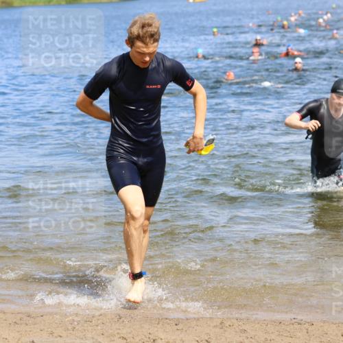 16.06.2024 - 26. Vierlanden-Triathlon Strokosch-Dieckow http://msf.ph/oto/6325905 16.06.2024 10:58:25 Schwimmen 254, 257, 265, 288, 345, 346, 349, 254, 257, 265, 288, 345, 346, 349 meine-sportfotos.de