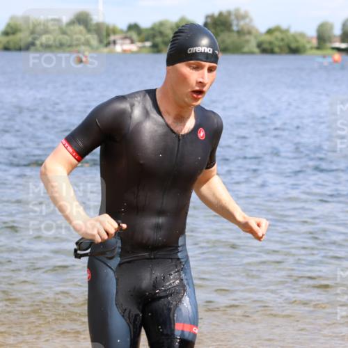 16.06.2024 - 26. Vierlanden-Triathlon Strokosch-Dieckow http://msf.ph/oto/6325944 16.06.2024 10:58:29 Schwimmen 257, 265, 288, 345, 346, 257, 265, 288, 345, 346 meine-sportfotos.de