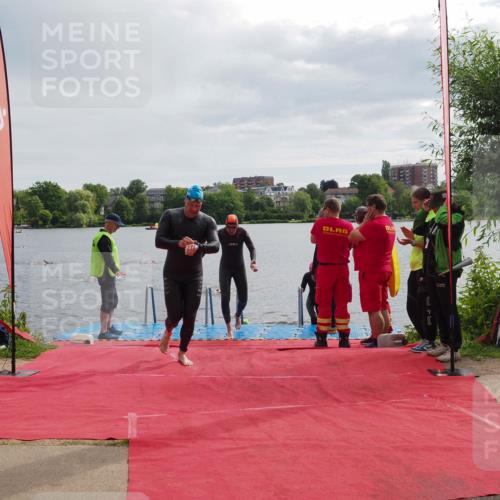 16.06.2024 - 7 Türme Triathlon KatJ http://msf.ph/oto/6325945 16.06.2024 09:38:11 Schwimmen 2, 84, 108, 114, 131 meine-sportfotos.de