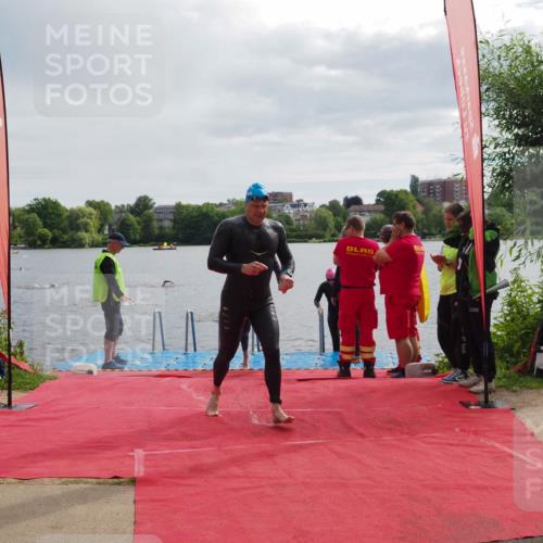 16.06.2024 - 7 Türme Triathlon KatJ http://msf.ph/oto/6325958 16.06.2024 09:38:11 Schwimmen 2, 84, 108, 114, 131 meine-sportfotos.de