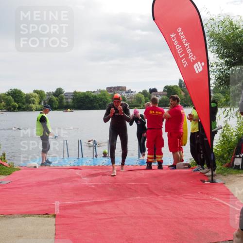 16.06.2024 - 7 Türme Triathlon KatJ http://msf.ph/oto/6325974 16.06.2024 09:38:13 Schwimmen 2, 84, 108, 114, 131 meine-sportfotos.de