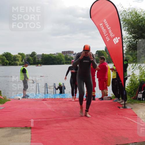 16.06.2024 - 7 Türme Triathlon KatJ http://msf.ph/oto/6326002 16.06.2024 09:38:14 Schwimmen 2, 84, 108, 114, 131 meine-sportfotos.de